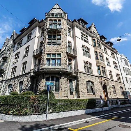 Charming Flat Near - Fb7 Апартаменти *