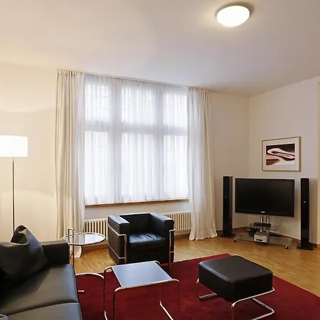 Charming Flat Near - Fb7