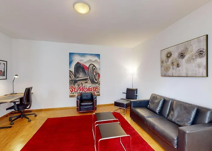 Апартаменти Charming Flat Near - Fb7